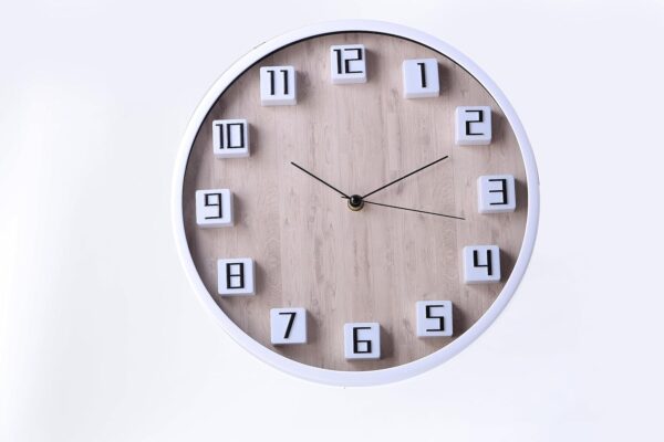 Silent Quartz Wall Clock